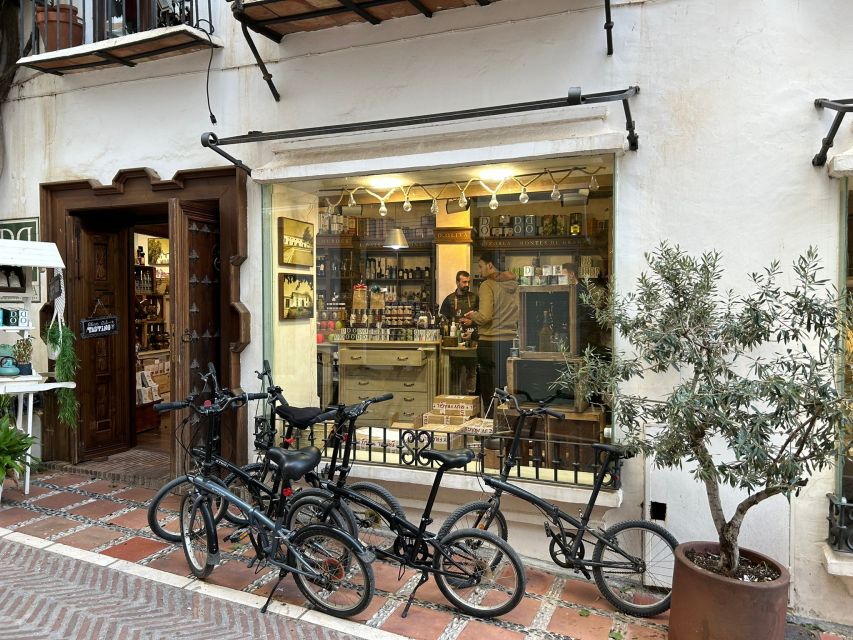 Marbella: Guided Bike Tour With Tapas Tasting and Drinks - Inclusions and Meeting Point