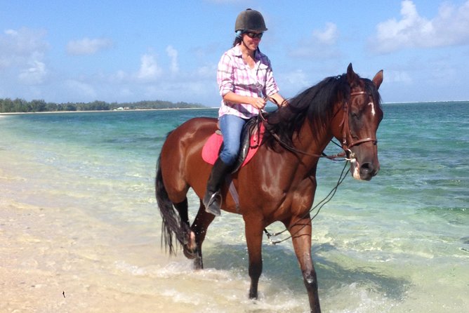 Mauritius Horse Riding at Riambel - Group Size and Equipment