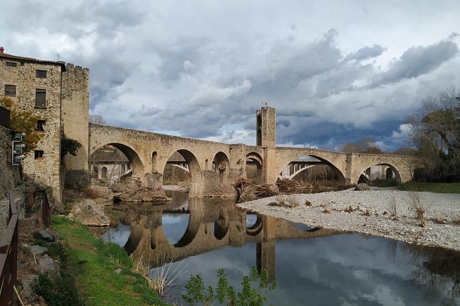 Medieval Villages & La Garrotxa Volcanic Zone Hiking. Small Group Tour - Health and Safety