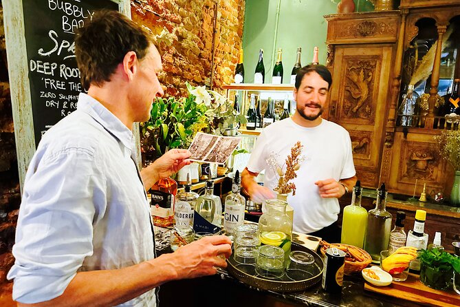 Mixology Experience: Taste & Mingle at Cape Towns Famous Gin Bar - Meeting and End Point