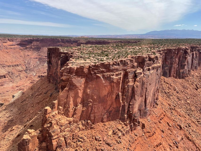 Moab: Island in the Sky of Canyonlands Helicopter Tour - Highlights of the Flight