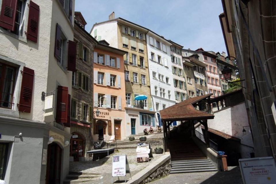 Modern Medeival Lausanne: A Self-Guided Audio Tour - Tour Features