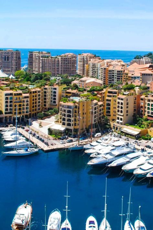 Monaco: Self-Guided Walking Tour of Monte Carlo & Audioguide - Port Hercules Area