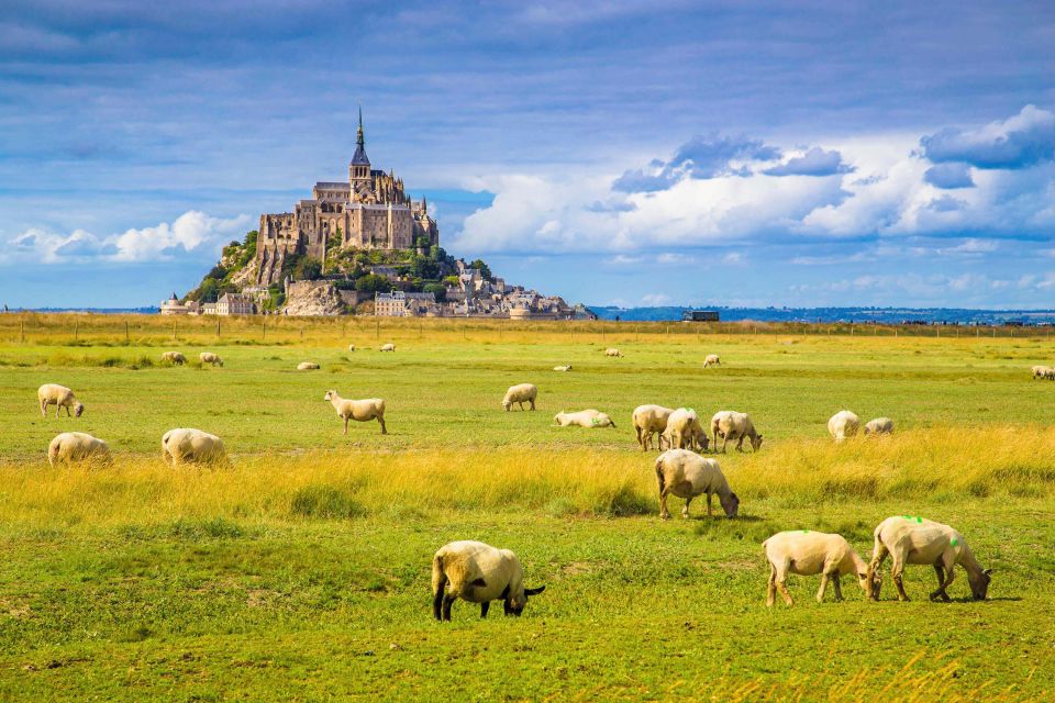 Mont Saint-Michel: Self-Guided Tour of the Island - Navigating the Tidal Island