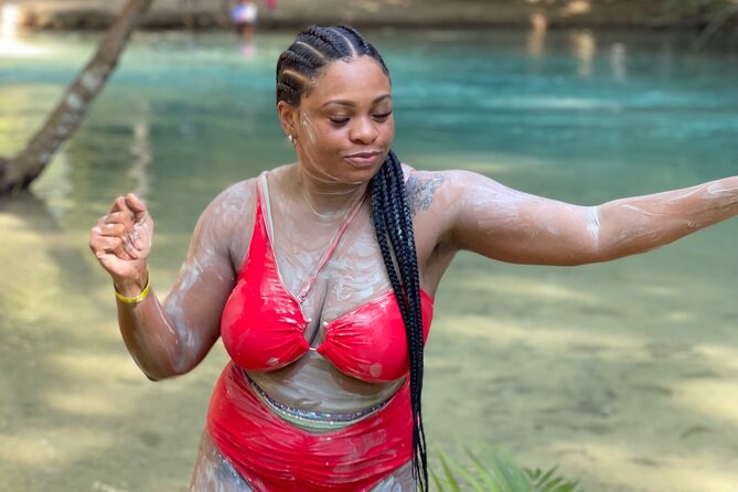 Montego Bay Private Tour: Bamboo Rafting and Limestone Massage - Bamboo Rafting Experience