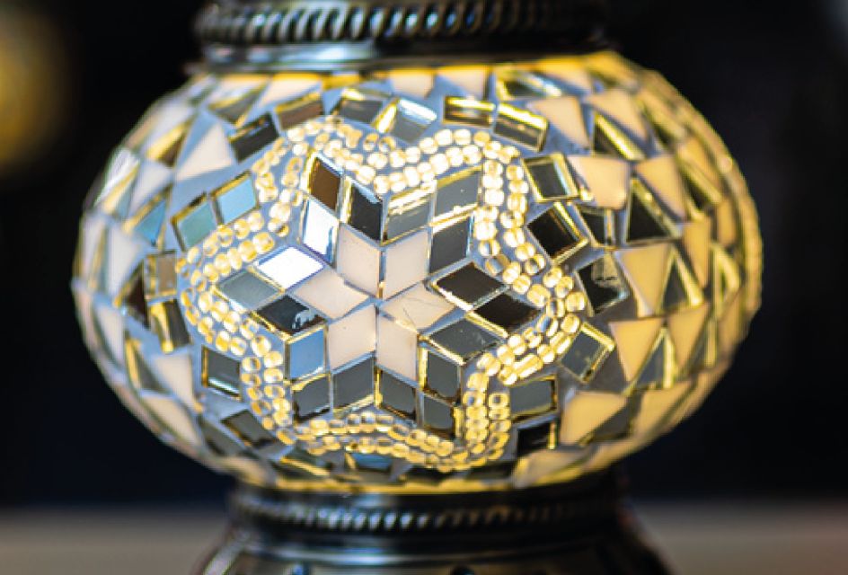 Mosaic Lamp Making Workshop in Tustin - Learn Glass Painting and Mosaic Techniques