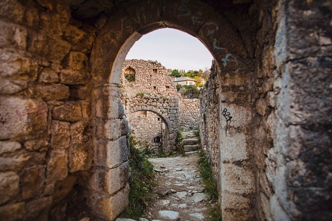 Mostar and Medjugorje Day Trip From Dubrovnik - Witnessing the Iconic Old Bridge