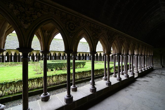 Mt St. Michel Private Tour With Abbey Tickets and Tour Guide - Accessibility and Participation