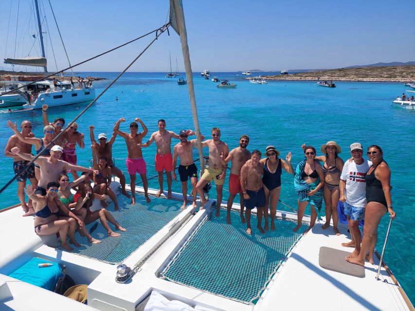 Naxos: Naxos Catamaran Sailing Cruise With Lunch and Drinks - Included Amenities