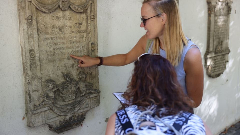 Neuburg: Digital Treasure Hunt With Detective Irma Jones - Storyline and Objectives