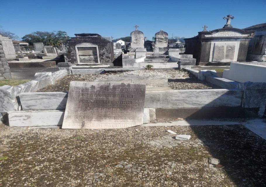 New Orleans: Secrets and Societies Cemetery Experience - Cemetery Highlights