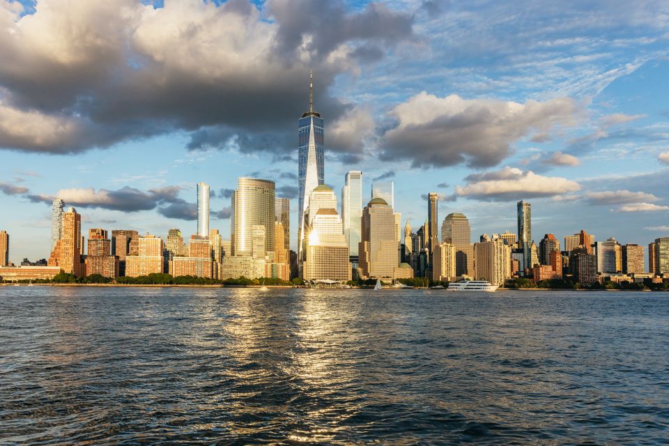 New York City: Sunset Yacht Cruise - Highlights of the Experience