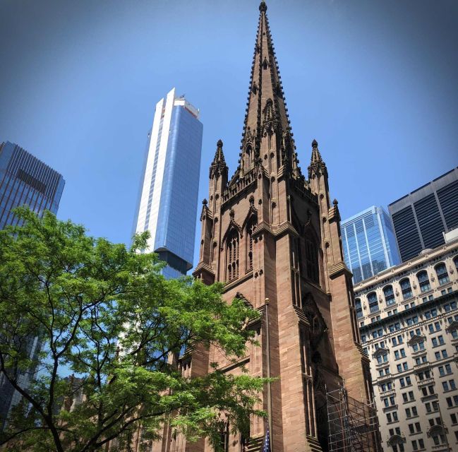 New York Citys Financial District: A Self-Guided Audio Tour - Charging Bull Statue