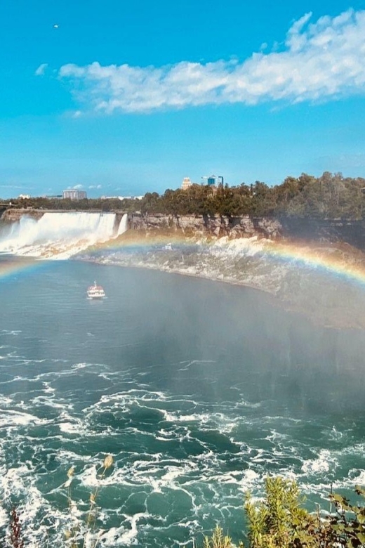 Niagara Falls: Luxury Private Tour With Winery Stop - Itinerary Breakdown