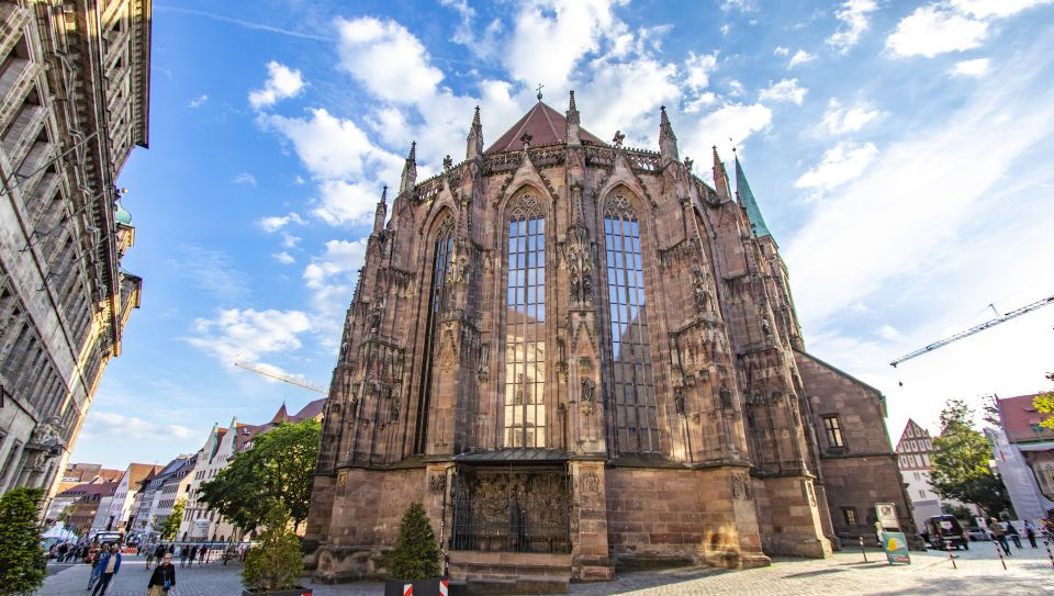 Nuremberg: Capture the Most Photogenic Spots With a Local - Admire Nurembergs Magnificent Architecture