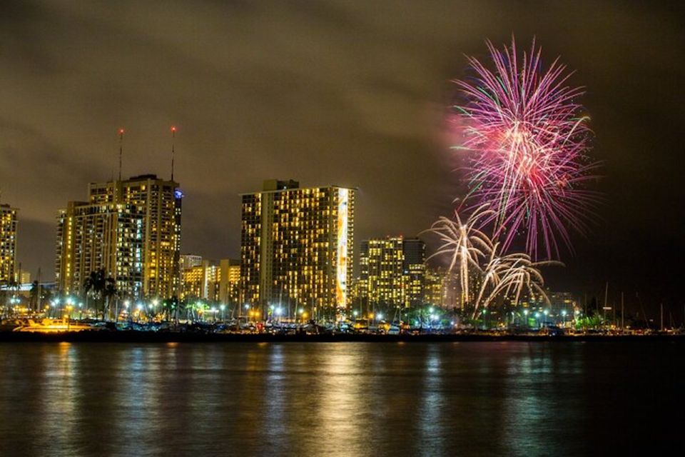 Oahu: Waikiki Fireworks Sail - Booking Options