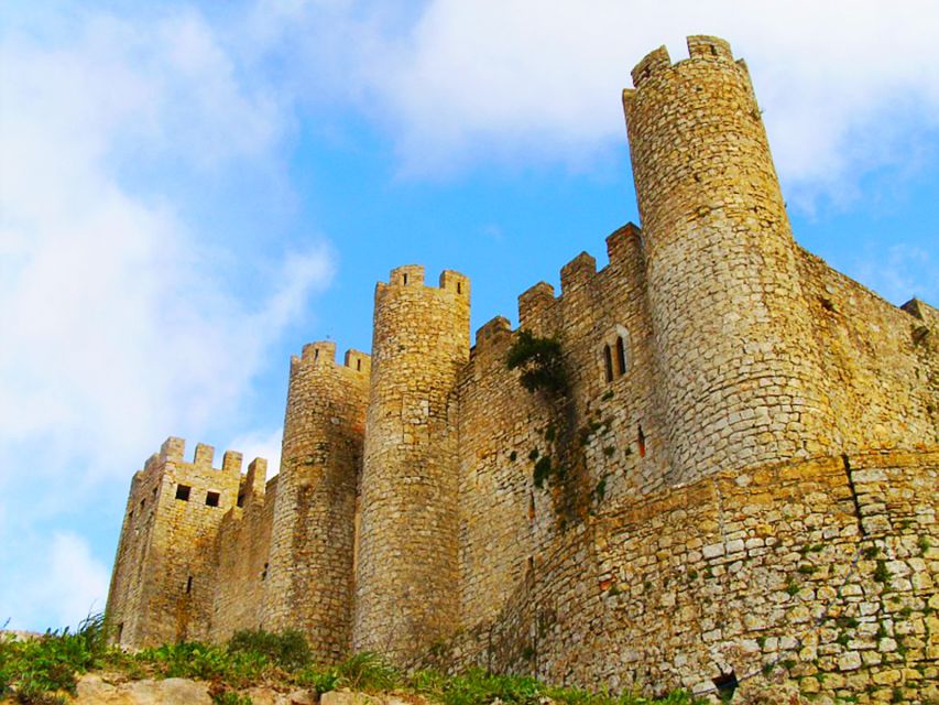 Óbidos, Nazaré & Alcobaça: Private Trip by Car - Activities Included