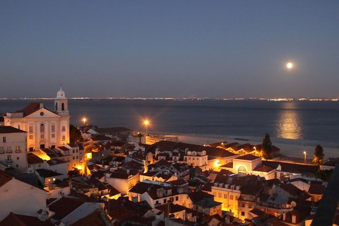 Old Lisbon: Alfama and São Jorge Neighborhoods 3-Hour Walking Tour - Meeting and Pickup Details