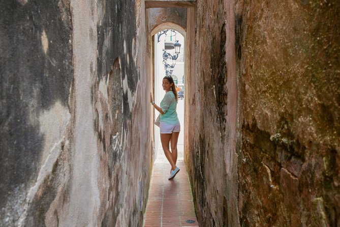 Old San Juan Walking Tour With Fort: 8+ People Group - Health and Accessibility