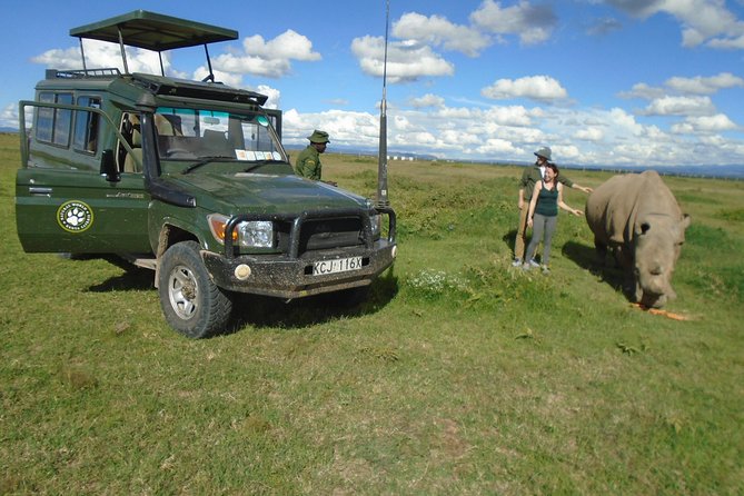 Olpejeta, Lake Naivasha, Masai Mara 5 Days Private Kenya Jeep Tour - Chimpanzee Observation