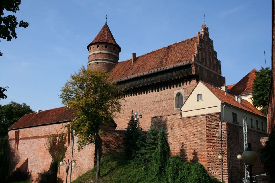 Olsztyn Old Town Highlights Private Walking Tour - Accessibility and Group Options