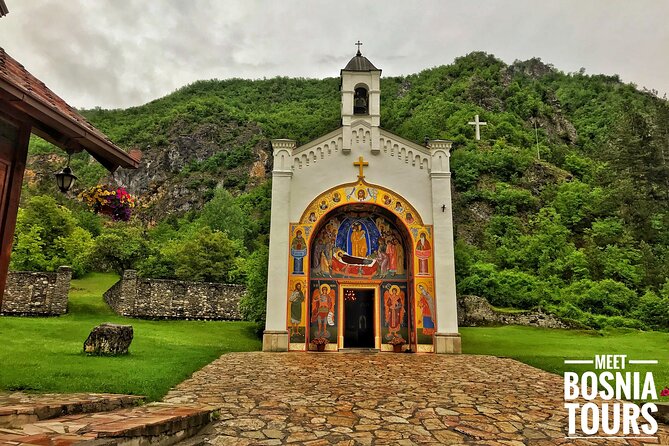 ONE WAY Sarajevo > Belgrade - Full Day Tour in Eastern Bosnia / Western Serbia - Mokra Gora and Šarganska Eight Railway