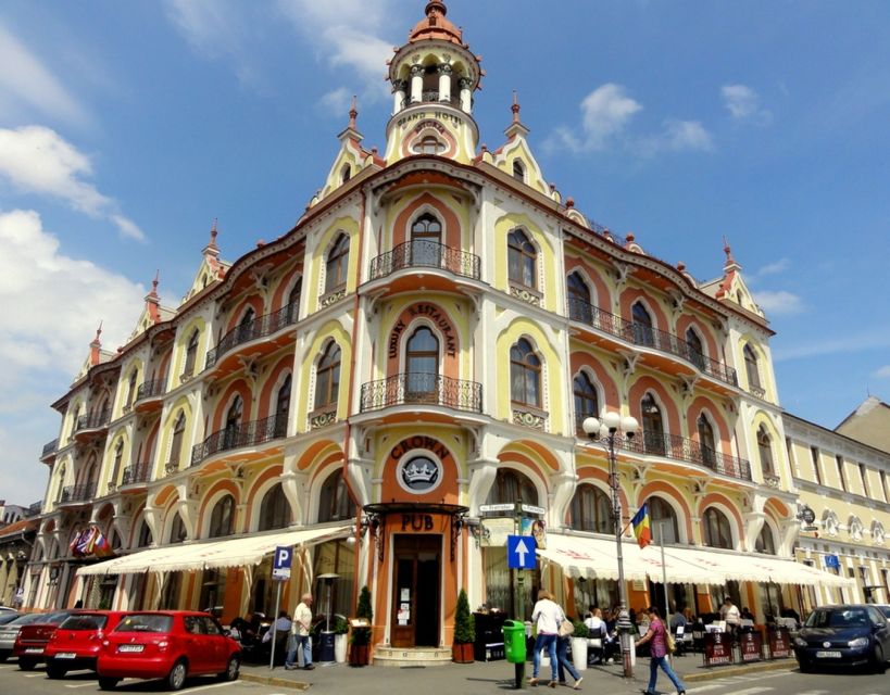 Oradea: 3-Hour Private Cultural Tour - Pickup and Group Details