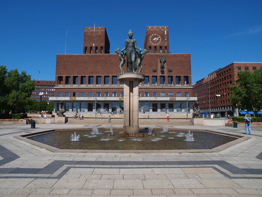 Oslo: In the Heart of Oslo Walking Tour - Kristiania Torg Exploration