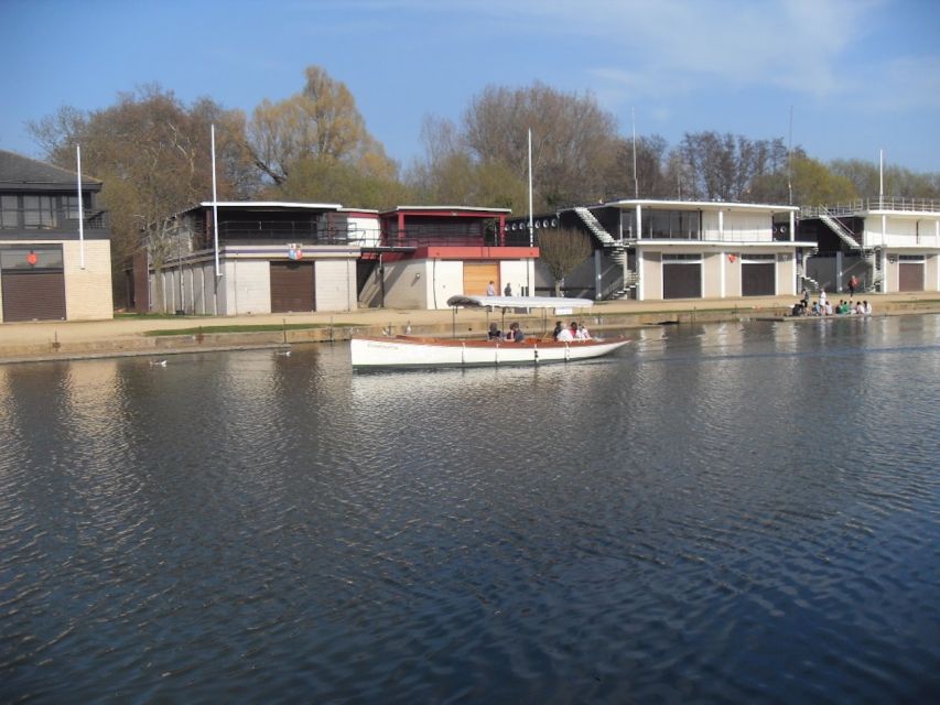 Oxford: Sightseeing Boat Cruise With Prosecco - Included in the Experience