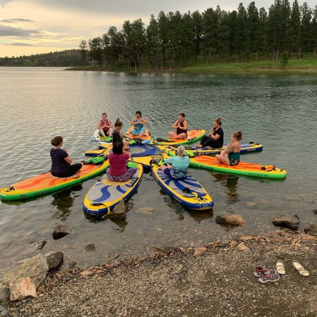 Pactola Lake: Private Kayak or Paddleboard Experience - Private Group Experience