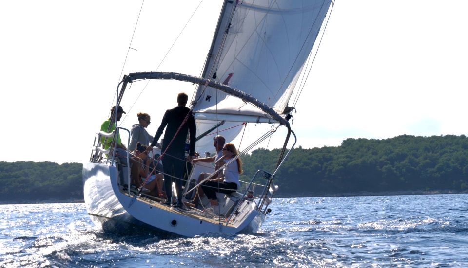 Paklinski Islands: Hvar Half-Day Morning Sailing Tour - Inclusions