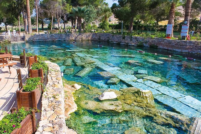 Pamukkale Full-Day Tour From Antalya With Lunch - Exploring Pamukkales Landscape