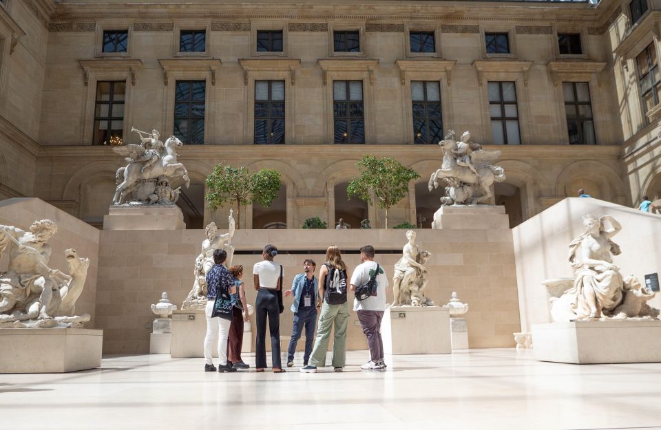 Paris: 2-Hour Guided Tour Through the Louvre - Group Size and Logistics