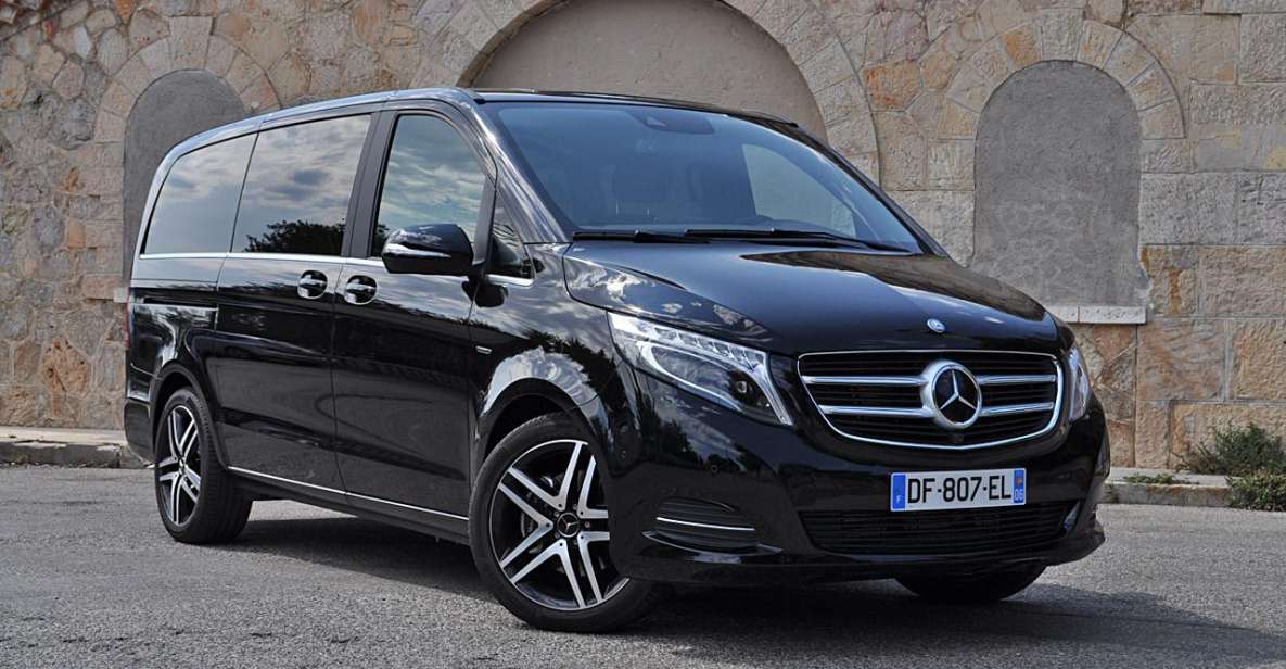 Paris: 7-Seat Airport Shuttle to Paris Center - Relax in Spacious Vehicle