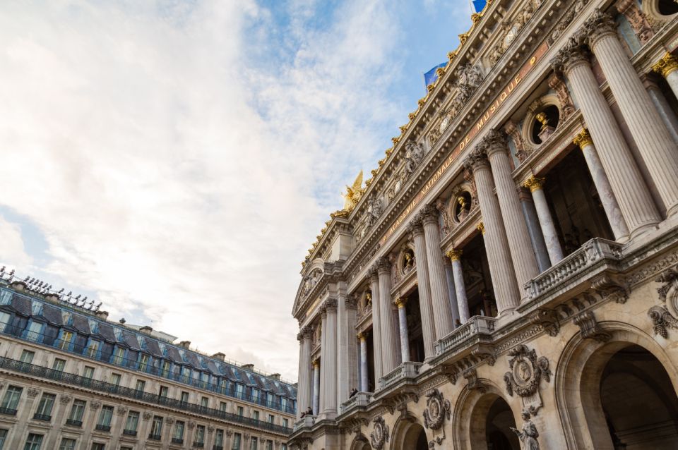 Paris: Boulevares, Galeries and Passages Self Guided Tour - Tour Features