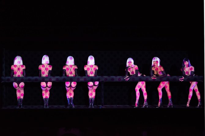 Paris Crazy Horse Cabaret Show With Beverages Including Champagne - Cabaret Performance Details