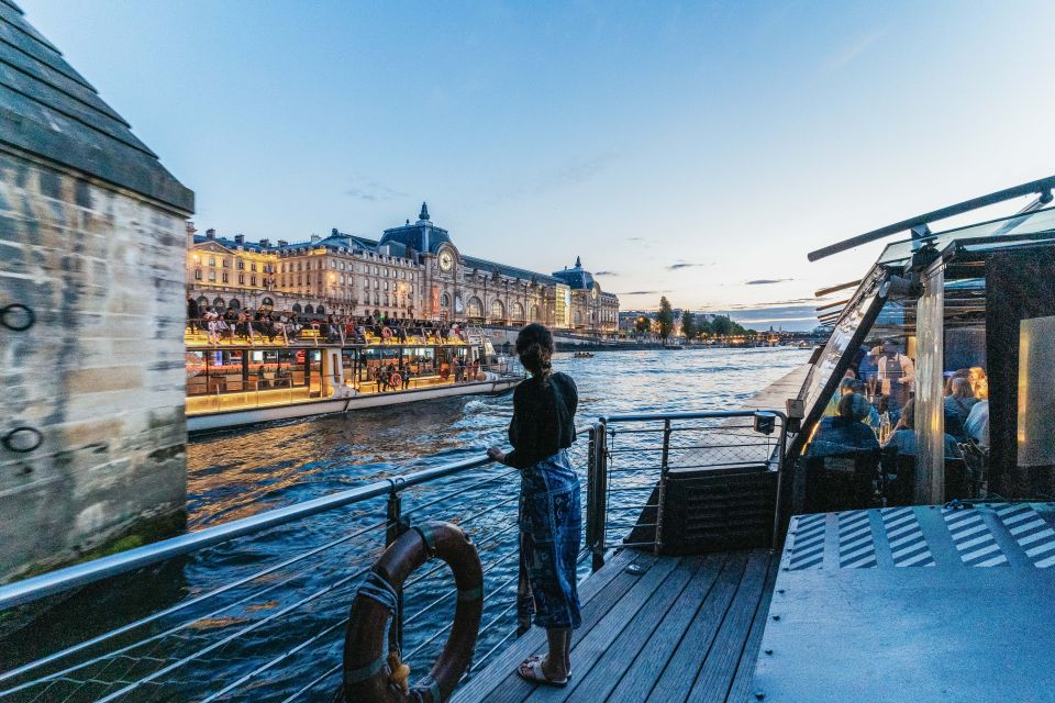 Paris: Dinner Cruise on the Seine River at 8:30 PM - Panoramic Glass-Enclosed Boat