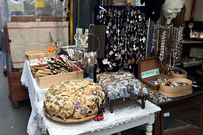 Paris Flea Market Small-Group Guided Tour With Chats and Antiques Dealers - Discovering Unique Market Stalls