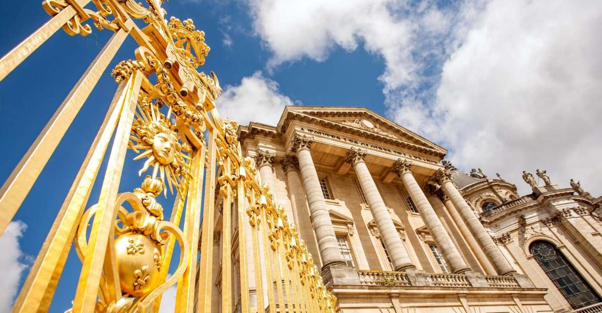 Paris: Gardens of Versailles Walking Tour & Palace Entry - Meeting Point and Transportation