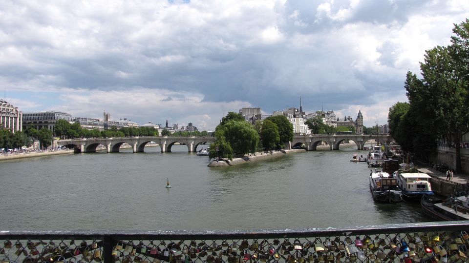 Paris - Historic Guided Walking Tour - Strolling Pont Des Arts