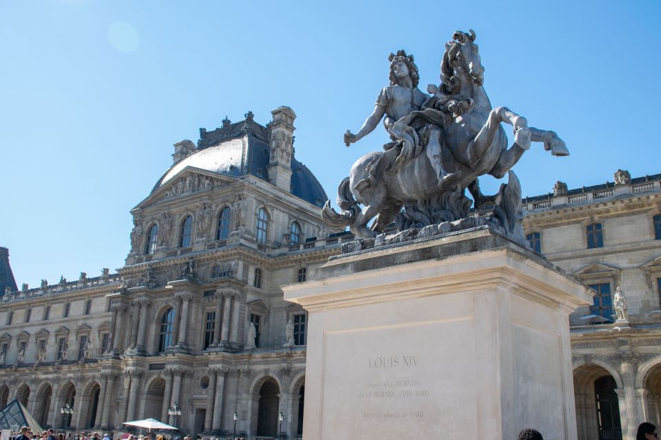 Paris: Louvre Museum Highlights Guided Tour With Ticket - Guided Tour Highlights