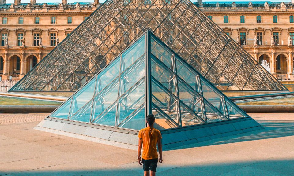 Paris: Louvre Museum Ticket and Bus Tour With Audio Guide - Paris Bus Tour Overview