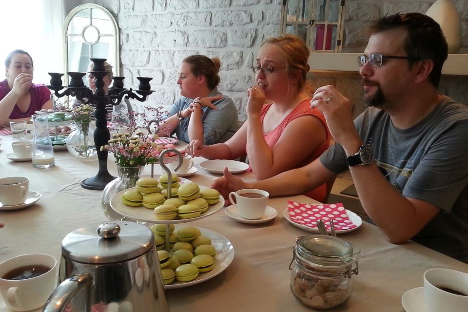 Paris: Macaron Class, Teatime and To-Go Box - Teatime Experience