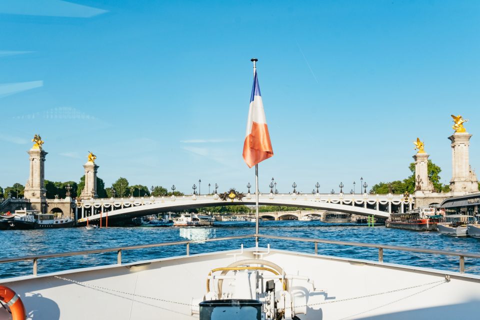 Paris: Seine River Panoramic Views Dinner Cruise - Panoramic Terrace Views