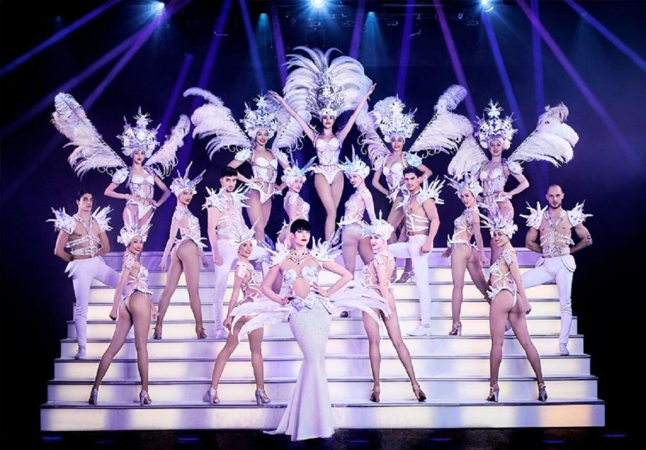 Paris: VIP Dinner and Cabaret Show at Paradis Latin - Cabaret Show