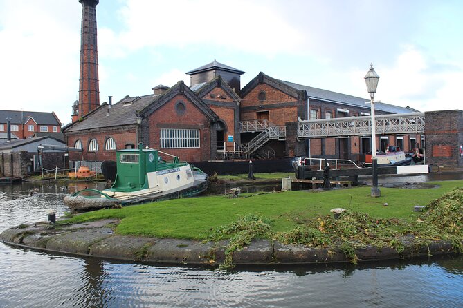 Peaky Blinders Day Tour of Manchester - Tabley House Visit