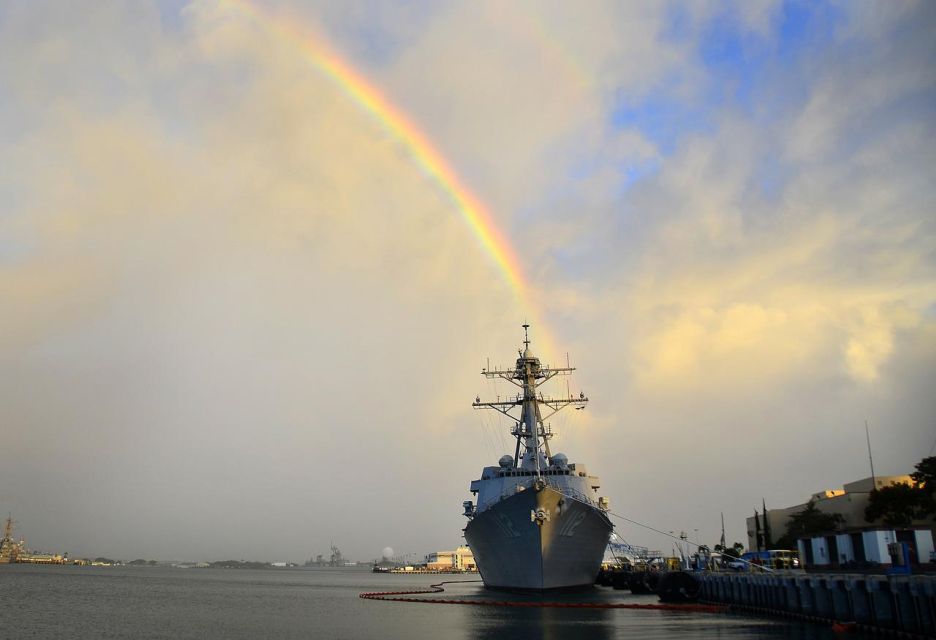 Pearl Harbor: USS Arizona Memorial & Battleship Missouri - Attractions on the Tour