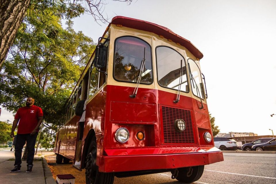 Philadelphia: BYOB Historically Hilarious Trolley Tour - Inclusions