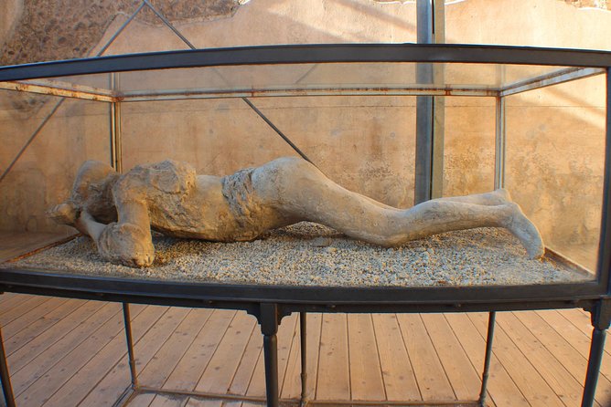 Pompeii Skip The Line Guided Tour for Kids & Families - Historical Insights