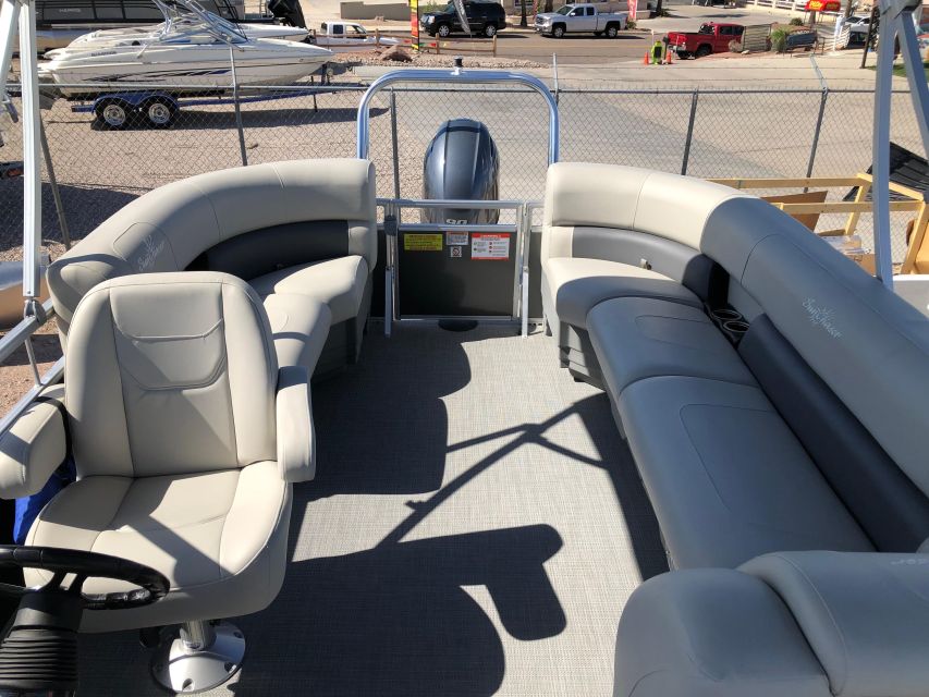 Pontoon Boat Rental - 4 Hour Rental or 8 Hour Rental - Location and Hours